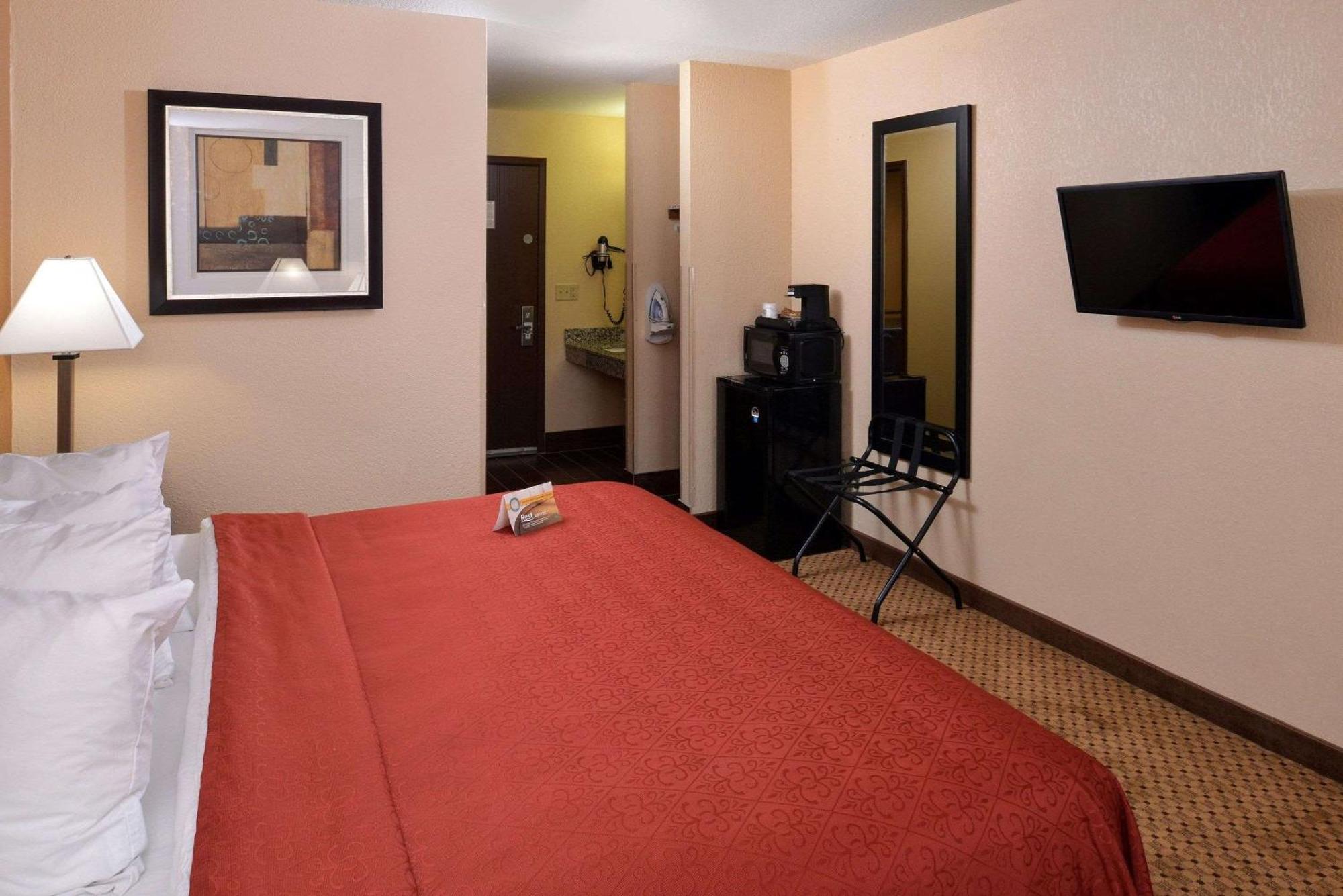 Quality Inn Appleton Exterior photo
